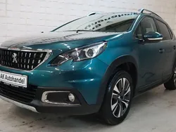 Grün Gebraucht 2017 Peugeot 2008 Allure SUV | 12.290 € (Fairer Preis)