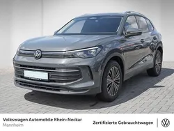 Delfingrau metallic Gebraucht 2024 VW Tiguan Life SUV | 32.999 € (Guter Preis)