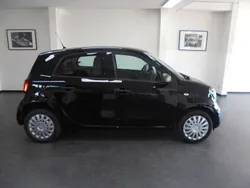 Schwarz Gebraucht 2019 Smart ForFour Limousine | 7.990 € (Guter Preis)