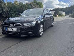 Schwarz Gebraucht 2013 Audi A4 S-Line Kombi | 9.300 € (Fairer Preis)
