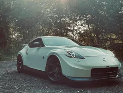 Weiß Gebraucht 2014 Nissan 370Z Nismo Nismo Coupé | 42.000 €