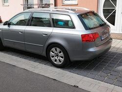 Grau Gebraucht 2006 Audi A4 Kombi | 2.400 € (Guter Preis)