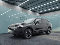Schwarz Gebraucht 2024 VW Touareg SUV | 58.049 € (Fairer Preis)