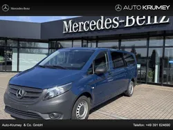 Blau Gebraucht 2019 Mercedes Vito Van / Kleinbus | 28.500 € (Etwas zu teuer)