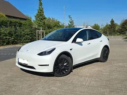 Weiß Gebraucht 2023 Tesla Model Y Long Range SUV | 38.900 € (Fairer Preis)