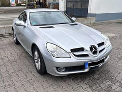 Grau Gebraucht 2008 Mercedes SLK200 Cabrio | 8.990 € (Fairer Preis)