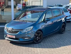 Blau Gebraucht 2017 Opel Zafira Business Edition Van / Kleinbus | 15.880 € (Teuer)
