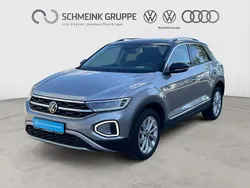 Pyritsilber metallic Gebraucht 2024 VW T-Roc Style SUV | 29.880 € (Fairer Preis)