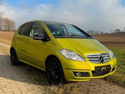 Grün Gebraucht 2011 Mercedes A180 Avantgarde Limousine | 7.900 € (Etwas zu teuer)