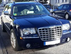 Blau Gebraucht 2006 Chrysler 300C Touring Kombi | 20.000 €