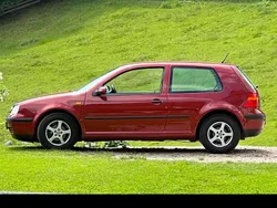 Rot Gebraucht 1999 VW Golf IV Limousine | 3.900 € (Etwas zu teuer)