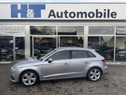 Florettsilber metallic Gebraucht 2016 Audi A3 Ambition Limousine | 12.950 € (Guter Preis)