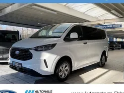 Weiss Gebraucht 2024 Ford Tourneo Custom Trend Van / Kleinbus | 42.977 €