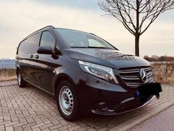Grau Gebraucht 2021 Mercedes Vito Van / Kleinbus | 39.900 € (Fairer Preis)