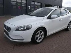 Weiß Gebraucht 2014 Volvo V40 You! Kombi | 9.400 € (Guter Preis)