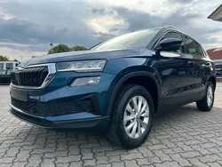 Blau Gebraucht 2023 Skoda Karoq Ambition SUV | 28.945 € (Guter Preis)