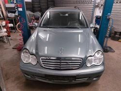 Grau Gebraucht 2005 Mercedes C180 Kombi | 2.499 € (Guter Preis)