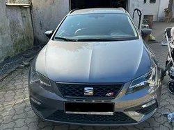 Grau Gebraucht 2017 Cupra Leon Limousine | 17.999 € (Guter Preis)