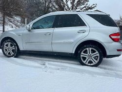 Silber Gebraucht 2010 Mercedes ML350 SUV | 8.999 € (Guter Preis)