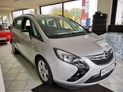 Silber Gebraucht 2012 Opel Zafira Tourer Edition Van / Kleinbus | 3.990 € (Superpreis)