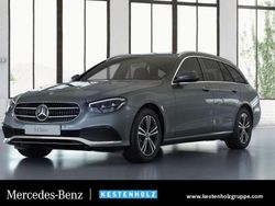 Grau Gebraucht 2022 Mercedes E220 Avantgarde Limousine | 35.890 € (Fairer Preis)
