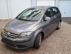 Grau Gebraucht 2005 VW Golf Plus Cross Comfortline Van / Kleinbus | 3.000 € (Fairer Preis)