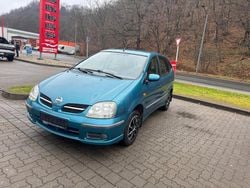 Blau Gebraucht 2003 Nissan Almera Tino Van / Kleinbus | 1.400 € (Fairer Preis)