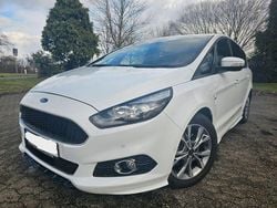 Weiß Gebraucht 2018 Ford S-MAX ST-Line Van / Kleinbus | 18.500 € (Fairer Preis)