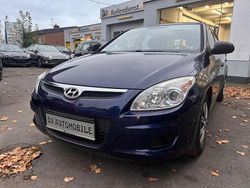 Blau Gebraucht 2008 Hyundai i30 Classic Limousine | 3.950 € (Etwas zu teuer)