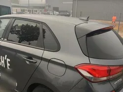 Grau Gebraucht 2020 Hyundai i30 Kleinwagen | 12.000 €