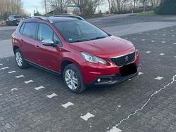 Rot Gebraucht 2017 Peugeot 2008 Style SUV | 8.500 € (Guter Preis)