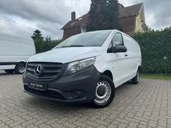 Weiß Gebraucht 2018 Mercedes Vito Van / Kleinbus | 12.999 € (Fairer Preis)