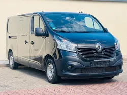 Schwarz Gebraucht 2017 Renault Trafic Van | 9.999 € (Fairer Preis)