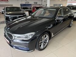 Saphirschwarz metallic Gebraucht 2016 BMW 740L Sport Line Limousine | 27.990 € (Fairer Preis)