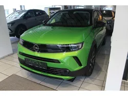 Gruen Gebraucht 2024 Opel Mokka-e Elegance SUV | 22.690 € (Fairer Preis)