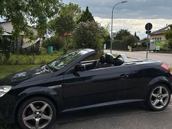 Schwarz Gebraucht 2004 Opel Tigra Cabrio | 1.500 € (Fairer Preis)