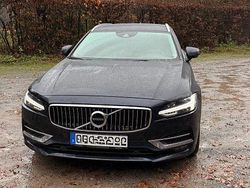 Blau Gebraucht 2018 Volvo V90 Inscription Kombi | 13.900 € (Fairer Preis)
