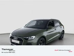 Distriktgrün metallic Gebraucht 2025 Audi A1 S-Line Kleinwagen | 27.490 € (Fairer Preis)