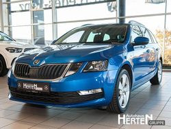 Blau Gebraucht 2018 Skoda Octavia Clever Kombi | 16.900 € (Fairer Preis)
