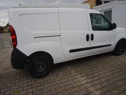 Weiß Gebraucht 2020 Fiat Doblò Van / Kleinbus | 13.950 € (Fairer Preis)