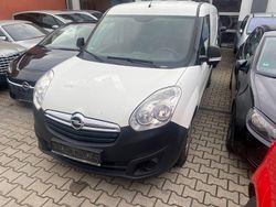 Weiß Gebraucht 2018 Opel Combo Edition Van / Kleinbus | 4.900 €