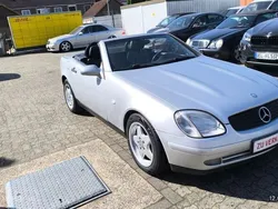 Silber Gebraucht 1999 Mercedes SLK200 Cabrio | 3.650 € (Fairer Preis)