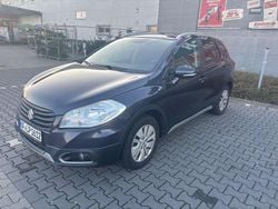 Schwarz Gebraucht 2013 Suzuki SX4 S-Cross Club SUV | 7.100 € (Fairer Preis)