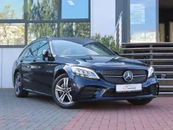 Blau Gebraucht 2020 Mercedes C200 AMG line Limousine | 24.900 € (Guter Preis)