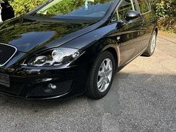 Schwarz Gebraucht 2011 Seat Leon Kleinwagen | 4.250 € (Fairer Preis)