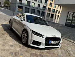 Weiß Gebraucht 2017 Audi TT Competition Coupé | 26.000 € (Etwas zu teuer)