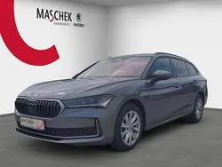 Graphite grau metallic Gebraucht 2024 Skoda Superb Selection Kombi | 33.840 € (Superpreis)