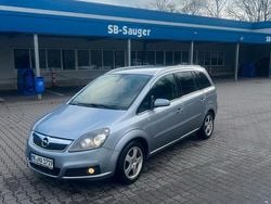 Silber Gebraucht 2006 Opel Zafira Van / Kleinbus | 3.899 € (Etwas zu teuer)