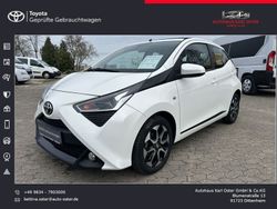 Weiß Gebraucht 2019 Toyota Aygo x-sky Kleinwagen | 10.990 € (Fairer Preis)