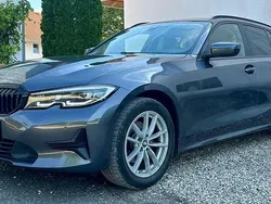 Mineralgrau Gebraucht 2020 BMW 320 Kombi | 19.999 € (Fairer Preis)